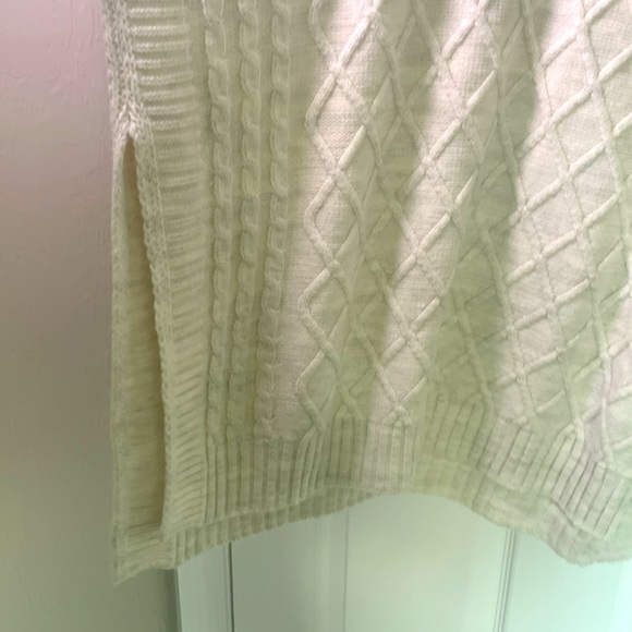 Mer sea Cozy Cream Cable Knit Sweater - Picture 3 of 9